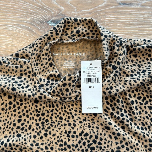 American Eagle Turtleneck - Picture 4 of 5